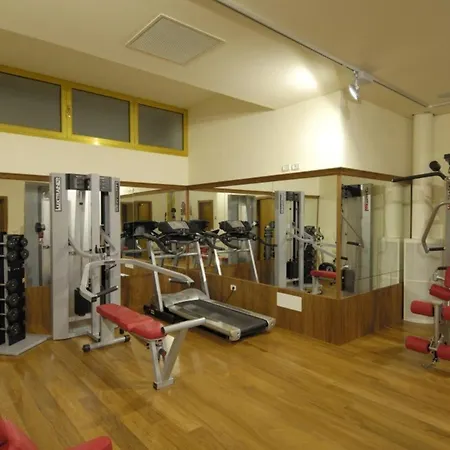 Coastal Seaside Calm With Balcony 公寓