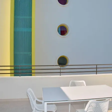 Coastal Seaside Calm With Balcony Apartment